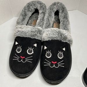 Bobs by Sketchers cat slippers nwt